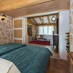 Nyaraló One-bedroom In Danilo