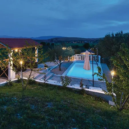 One-bedroom In Danilo Vikendica