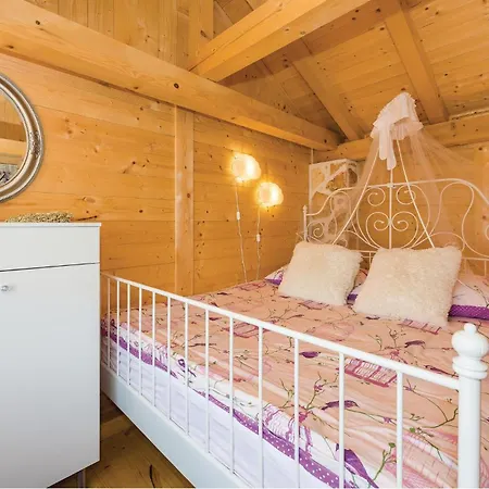 One-bedroom In Danilo *