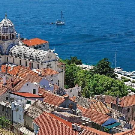 One-bedroom In Danilo *